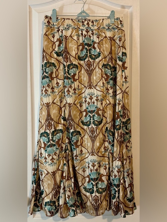 LOFT Dresses & Skirts - LOFT Cream Maxi Skirt with Brown and Teal Floral Design